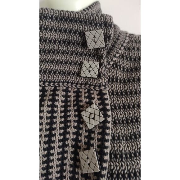 Habitat Long Bulky Knit Vest with High Button Collar, Blk/Taupe, Sz M - Picture 2 of 7